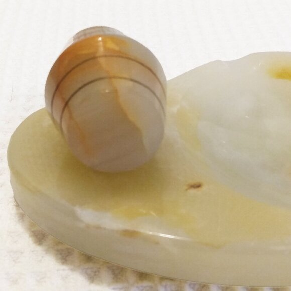 Vintage Alabaster Butterscotch Marble Keg Ashtray - Picture 9 of 11